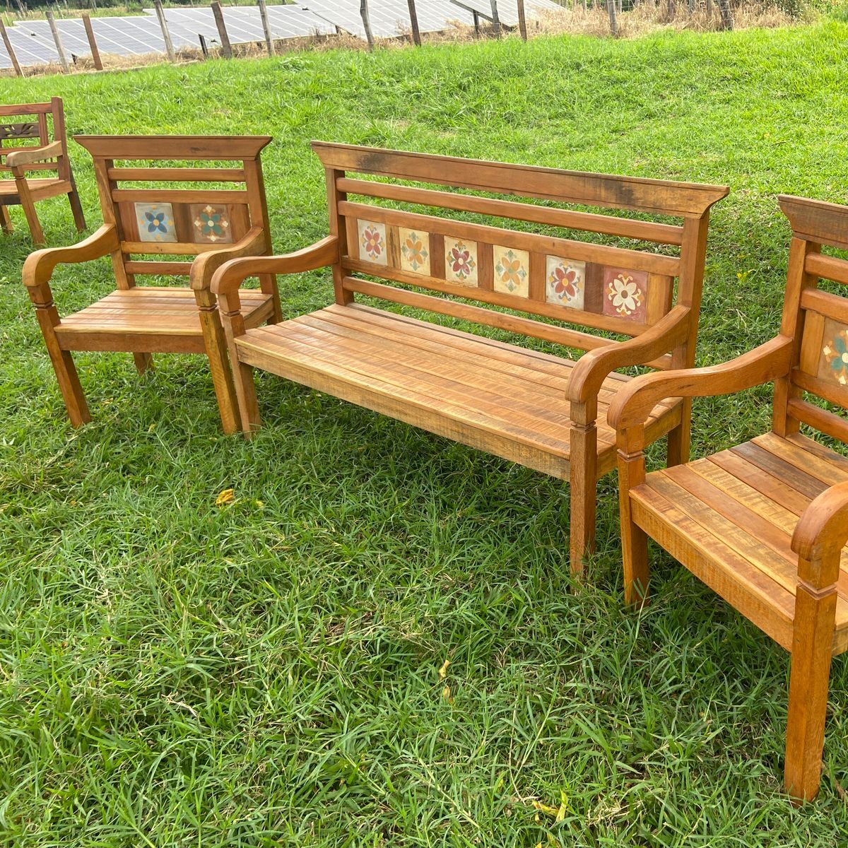 Bancos de Madeira Flores